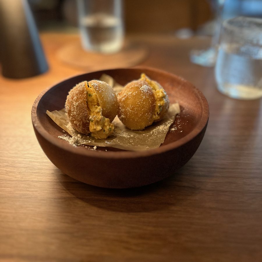 The bun to start at Cozinha das Flores, 2023