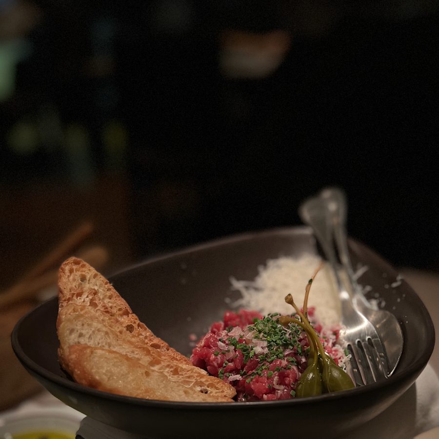 Beef carpaccio at Reitoria, 2022