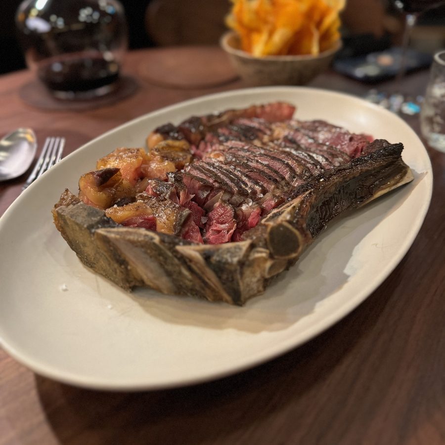 The steak at Cozinha das Flores, 2023