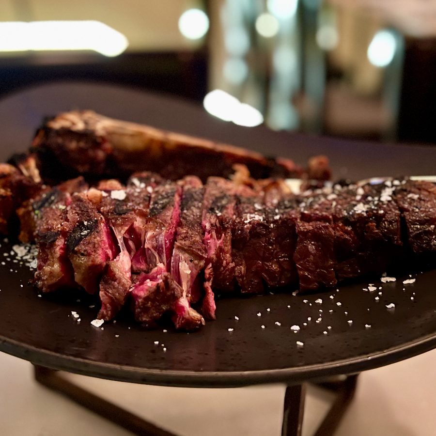 Dry-aged steak at Reitoria, 2022