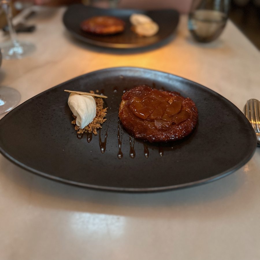 Pear tarte tatin at Reitoria, 2023