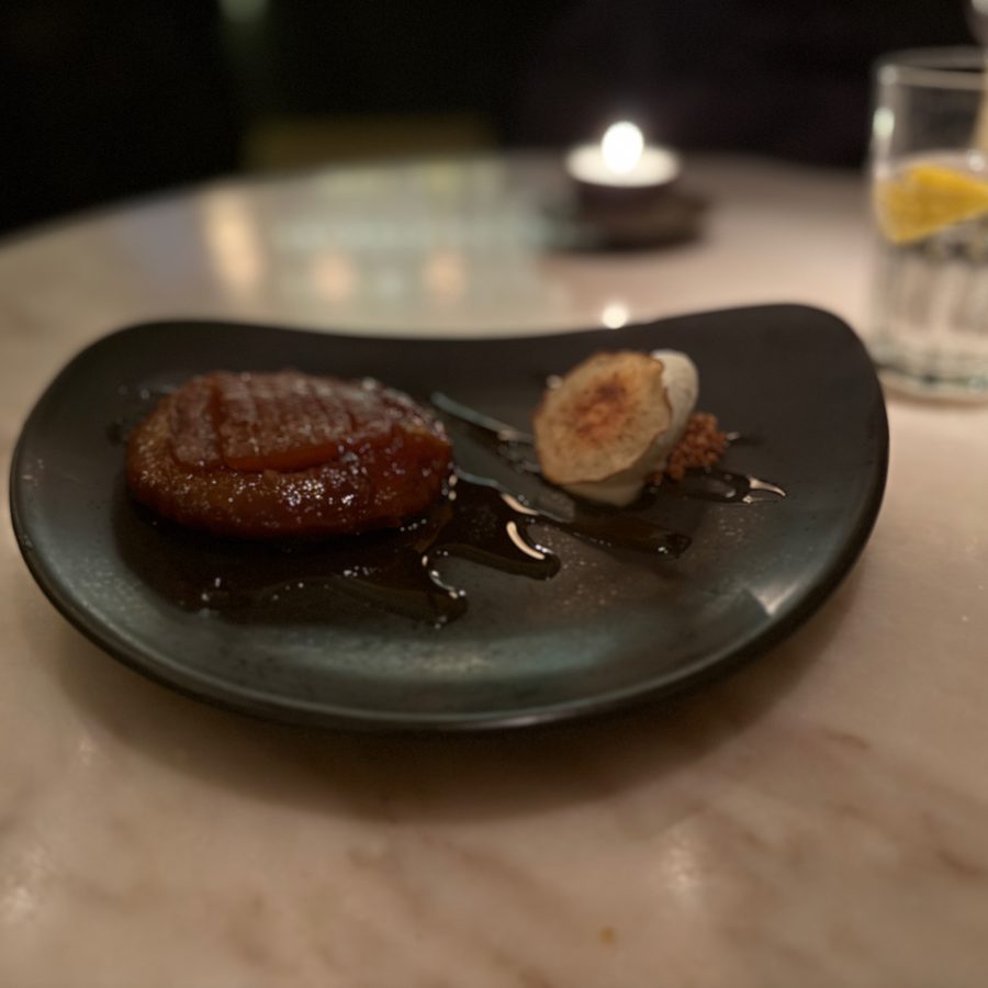 Pear tarte tatin at Reitoria, 2025