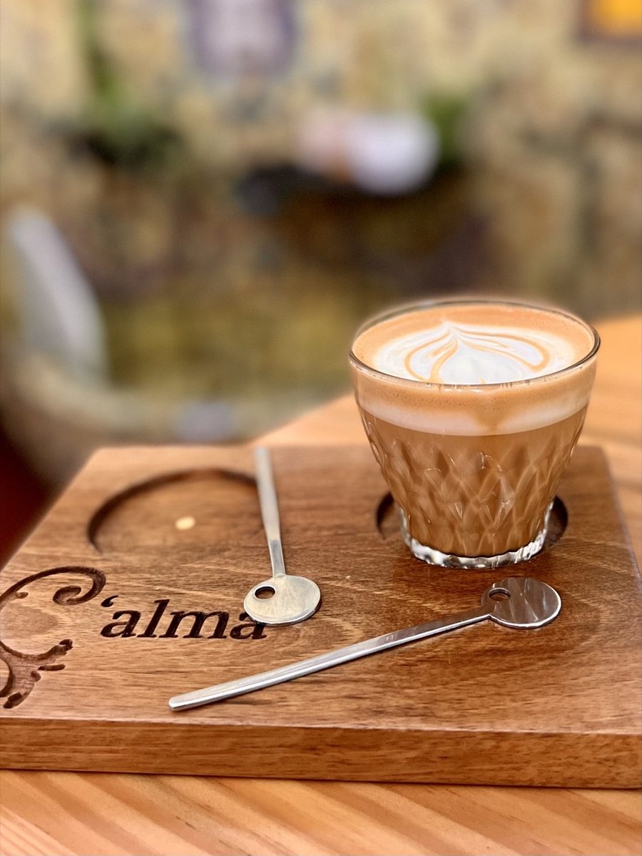 Calma Coffee Room — Porto