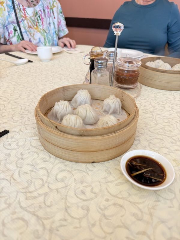 HK Lounge Bistro — SoMa