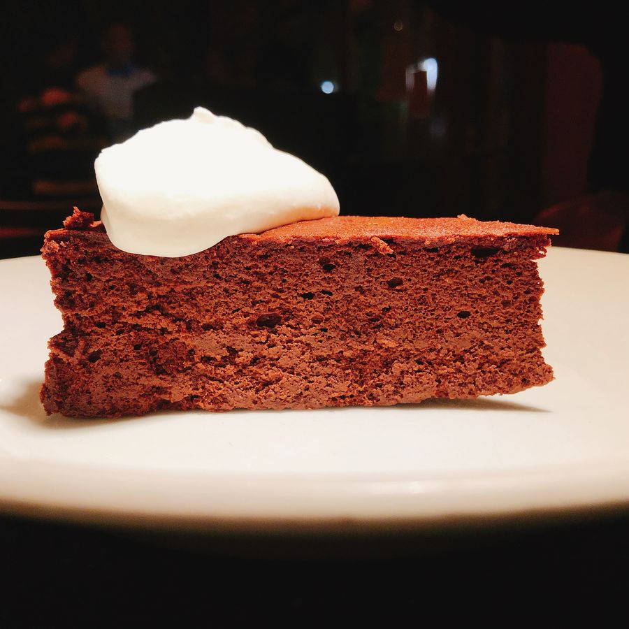 Gâteau victoire with cream at Zuni Café, 2018